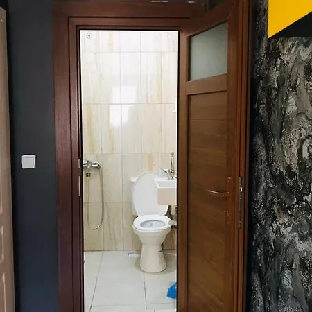 Mutfakli 1+1 Yeni Dizayn Yapilmis Muhtesem Daire